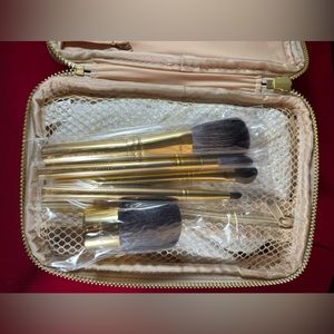 BARe ESCENTUALS - Gold Glitter Cometic Bag & Brushes